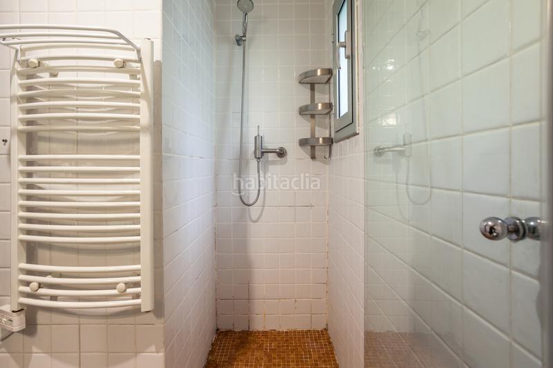 Foto d8dea9fa-3aee-4a74-963c-673f6896d0ba. Attique avec chauffage dans La Nova Esquerra de l´Eixample Barcelona