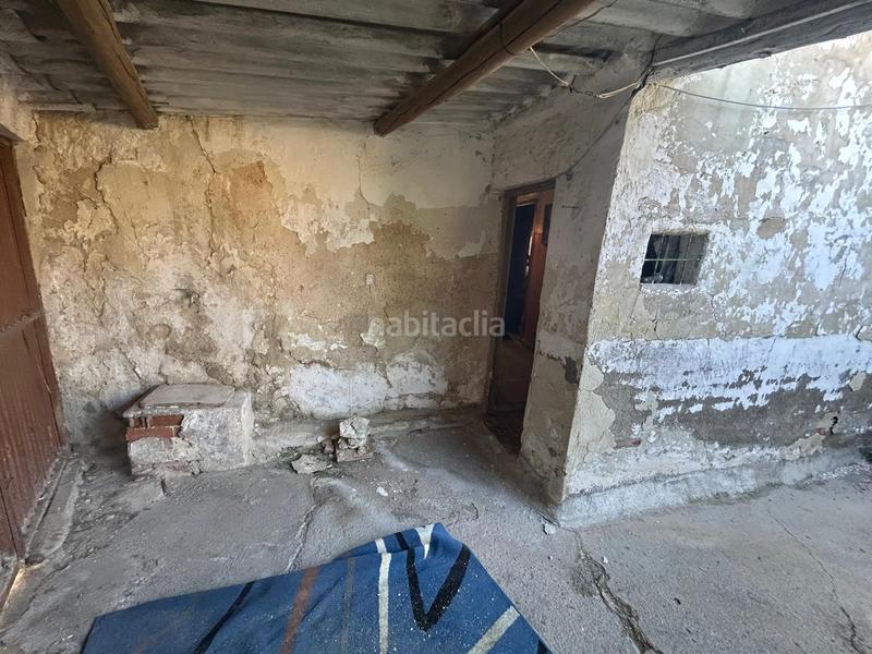Foto b5b33131-c6d8-4d76-b6ec-fb184c9ad6b0. Casa  para reformar en Centro Seseña