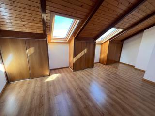 Casa adosada  San jose. Amplio chalet adosado en ciempozuelos, 4 dormitorios, 2 baños y