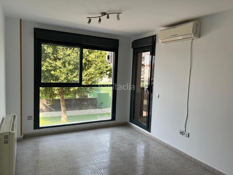 Foto b0f2621b-414a-48cb-ae51-3d20e1413289. Piso  de tres dormitorios dos baños, terraza,garaje, trastero, piscina en Ciempozuelos