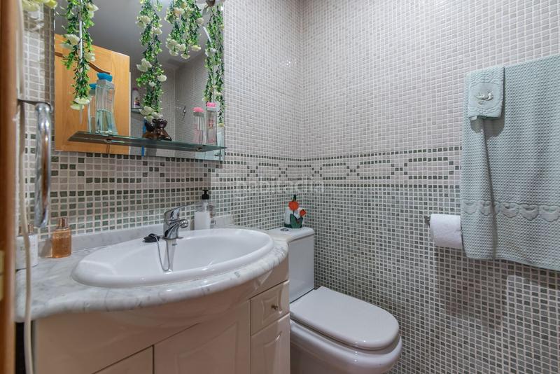 Foto 0b48d888-772c-4ca6-8720-fffa8398c0a7. Casa a schiera con riscaldamento parcheggio in Cuevas-Ilustración Ciempozuelos