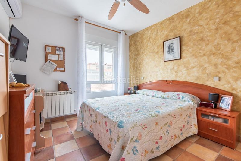 Foto 4651133f-2211-4942-84e3-3d59fb89582c. Casa a schiera con riscaldamento parcheggio in Cuevas-Ilustración Ciempozuelos