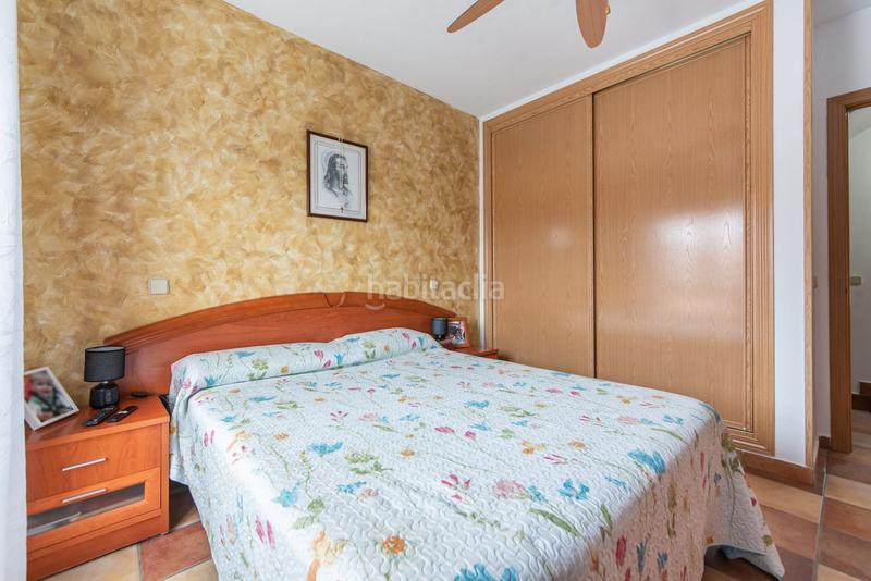 Foto a0d59fa6-dc2c-4199-80e6-4dc3f732300e. Casa a schiera con riscaldamento parcheggio in Cuevas-Ilustración Ciempozuelos