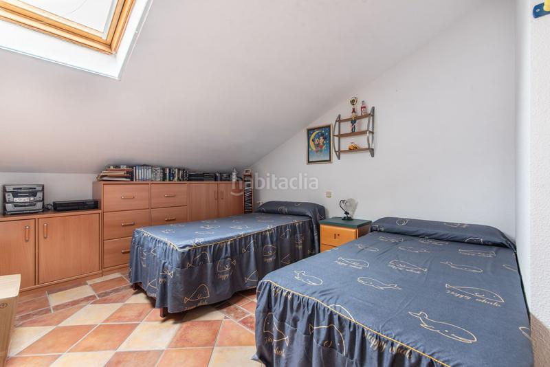 Foto a2e1a5e3-64a5-4f22-8036-e9299671e567. Casa a schiera con riscaldamento parcheggio in Cuevas-Ilustración Ciempozuelos