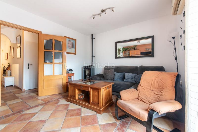 Foto bdd99221-9335-4f9d-aa3a-a91f447aca25. Casa a schiera con riscaldamento parcheggio in Cuevas-Ilustración Ciempozuelos