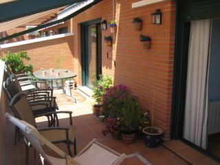 Pis  San antonio. Amplio piso de 2 dormitorios y 1 baños, con parking, calefacción