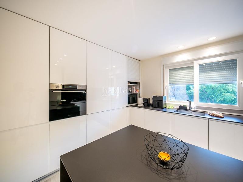 Foto 0f10b8ca-e09f-4678-973c-51c98ad359aa. Casa adossada amb calefacció piscina a Hispanoamérica-Comunidades Valdemoro