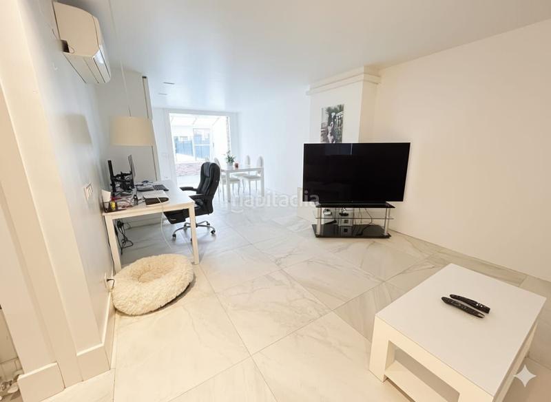 Foto 64de628e-a87d-4ece-b209-192ef8d87e6b. Casa adossada amb calefacció piscina a Hispanoamérica-Comunidades Valdemoro