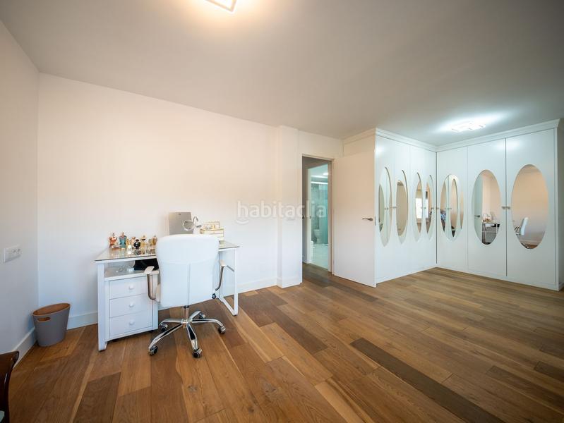 Foto 878e7b3e-1334-4993-b327-9d081182eccc. Casa adossada amb calefacció piscina a Hispanoamérica-Comunidades Valdemoro