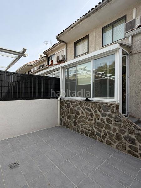 Foto 945e4cb8-4da0-44f2-af34-beb53633bded. Casa adossada amb calefacció piscina a Hispanoamérica-Comunidades Valdemoro