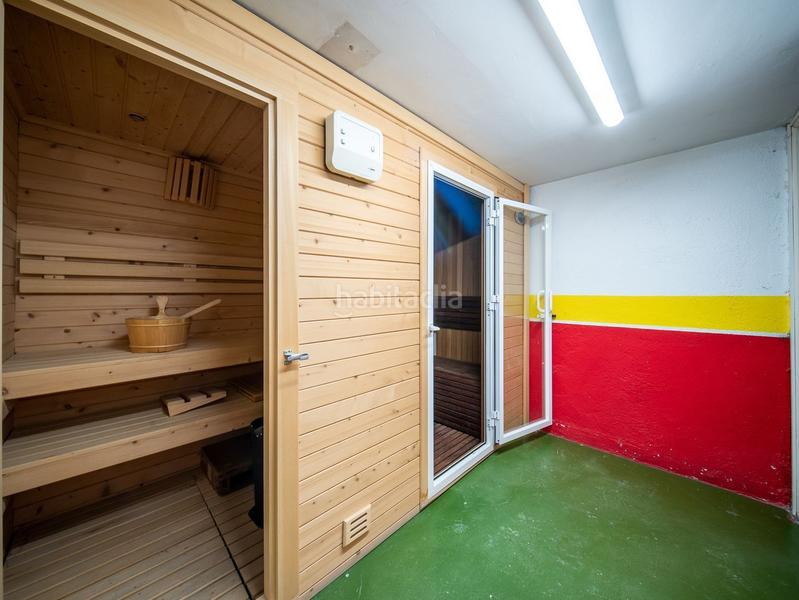 Foto a6d2249b-9fb0-4e6d-b8c1-731fbd1f4189. Casa adossada amb calefacció piscina a Hispanoamérica-Comunidades Valdemoro