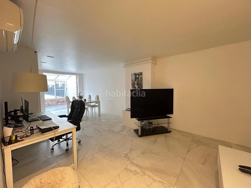 Foto aeb1d1a7-0c2e-41cb-aab5-5cc00dd00840. Casa adossada amb calefacció piscina a Hispanoamérica-Comunidades Valdemoro