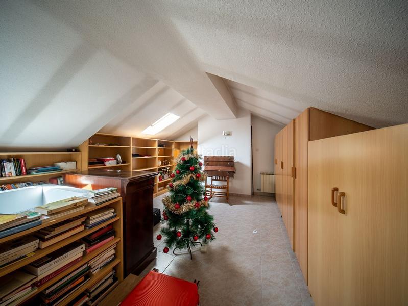 Foto ca70bf6e-600b-4e65-a795-8026f8361d08. Casa adossada amb calefacció piscina a Hispanoamérica-Comunidades Valdemoro