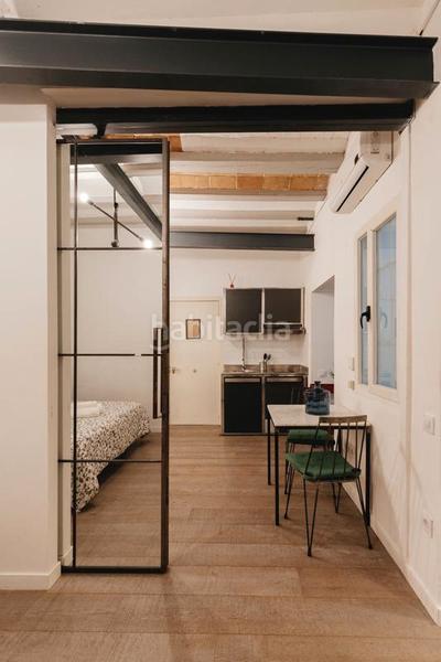 Foto 8733a9b3-d045-4f24-9af0-ea2b7c3bd104. Lloguer apartament amb calefacció a Gòtic Barcelona