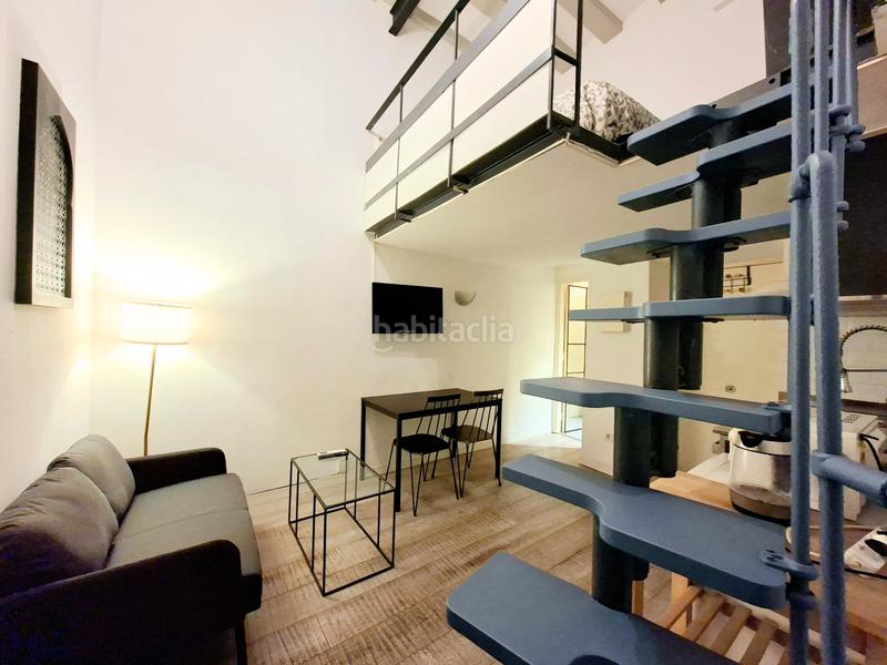 Foto 9936ad76-df69-407b-a34f-191e78b022d2. Rent duplex with heating in Gòtic Barcelona