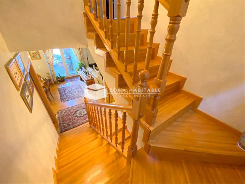 Foto 01d71897-3976-499d-a1ab-33363625f555. Casa bifamiliare con riscaldamento parcheggio in Les Escaldes Escaldes-Engordany