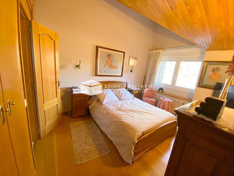 Foto 3e01e1b3-8c47-4e8a-95e9-29902e74e7b8. Casa bifamiliare con riscaldamento parcheggio in Les Escaldes Escaldes-Engordany