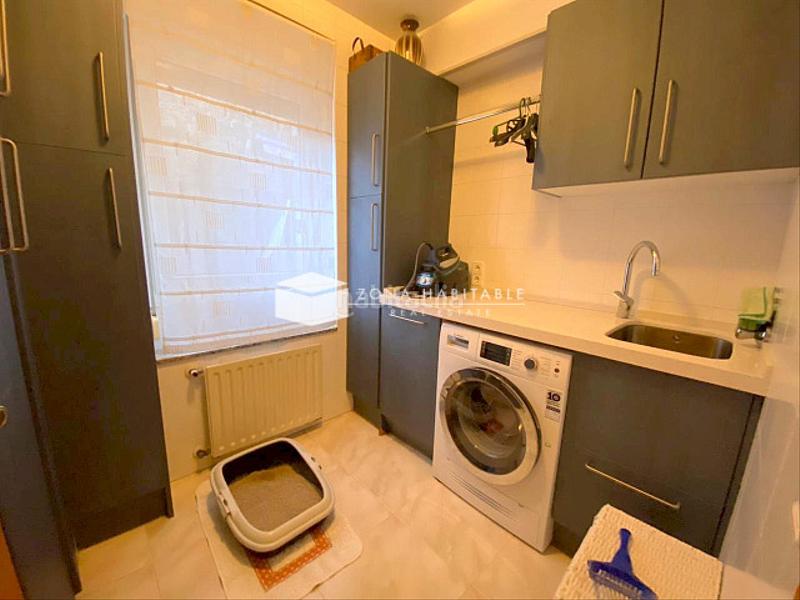 Foto bb8e48e1-04d1-4e5f-8778-e7fe01ccd434. Casa bifamiliare con riscaldamento parcheggio in Les Escaldes Escaldes-Engordany