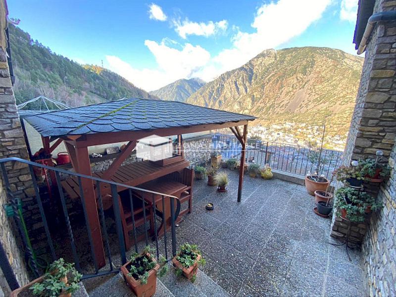 Foto dfc37b6d-841e-4a5e-9be2-a03ad9b5c6e4. Casa bifamiliare con riscaldamento parcheggio in Les Escaldes Escaldes-Engordany