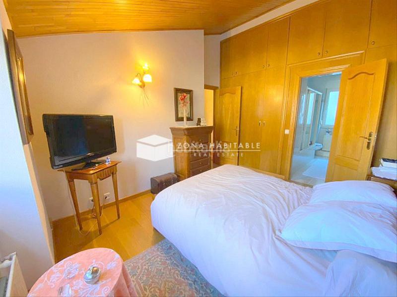 Foto fae41835-8467-4234-bf7e-d98613c40290. Casa bifamiliare con riscaldamento parcheggio in Les Escaldes Escaldes-Engordany