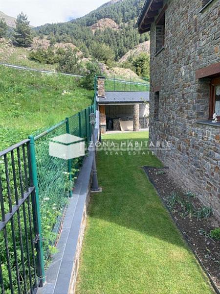 Foto 43f3ce79-368b-4b0d-a3c4-63e35581ec4a. Doppelhaus mit heizung parking in Pal-Xixerella La Massana