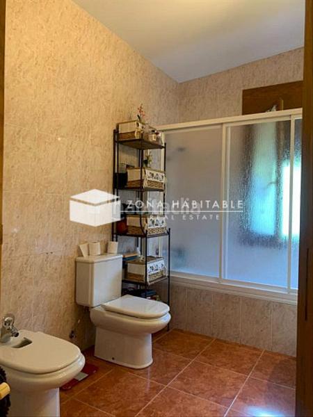 Foto a379f7f7-5eac-47f1-a637-024c0e083c40. Doppelhaus mit heizung parking in Pal-Xixerella La Massana