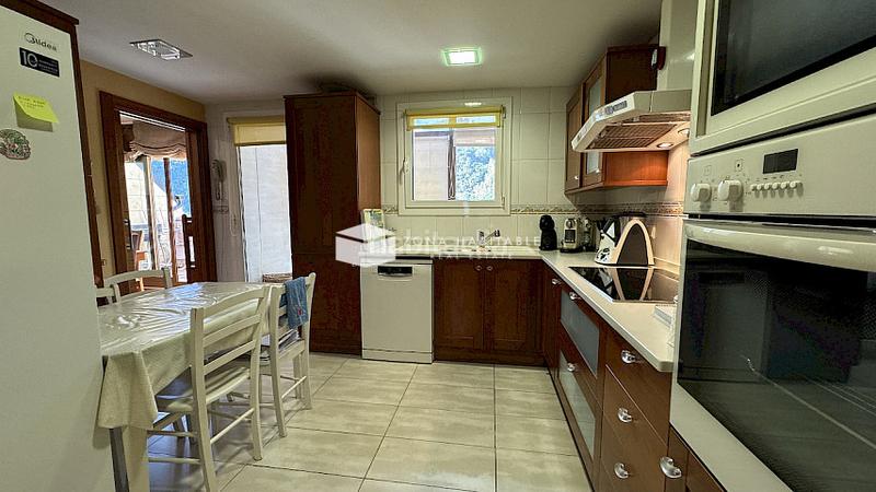 Foto dc74d0f7-ce34-4fb4-a7ae-d5c24ccb6997. Duplex con riscaldamento parcheggio in Els Vilars d´Engordany Escaldes-Engordany