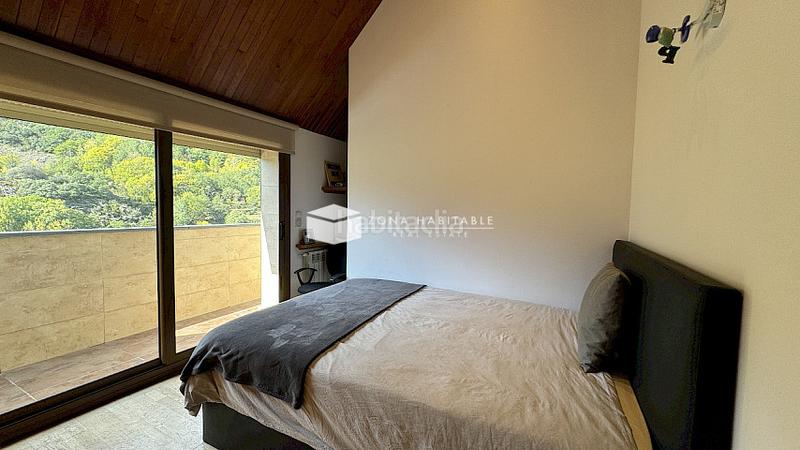 Foto df9444bf-40e4-48b1-a9a9-9a50d578b316. Duplex con riscaldamento parcheggio in Els Vilars d´Engordany Escaldes-Engordany
