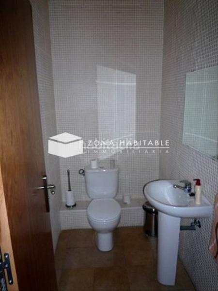 Foto 0f16a8e5-55a7-433c-876b-ca53d512e279. Geschäftsraum mit heizung in Encamp Encamp