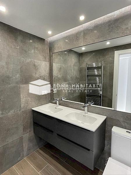 Foto 286a39a6-df26-48fe-85e2-2c6452f514a0. Ático  dúplex reformado en el centro en La Massana La Massana