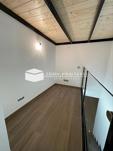 Foto 36e93dab-4a93-4b94-b80f-934e675ab1b0. Ático  dúplex reformado en el centro en La Massana La Massana