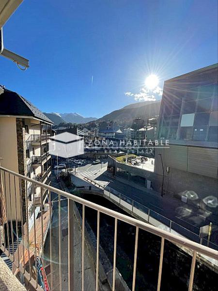 Foto 8219fbc7-e21c-45bc-96de-540298e8322c. Ático  dúplex reformado en el centro en La Massana La Massana