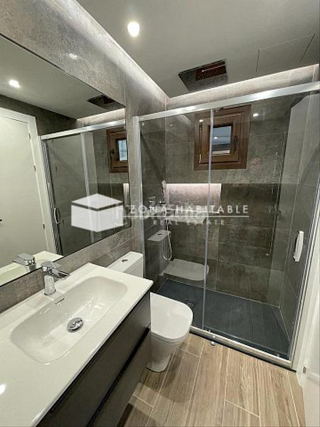 Foto cfe943d8-e3ef-4be1-aa26-a2d30b1afddc. Ático  dúplex reformado en el centro en La Massana La Massana