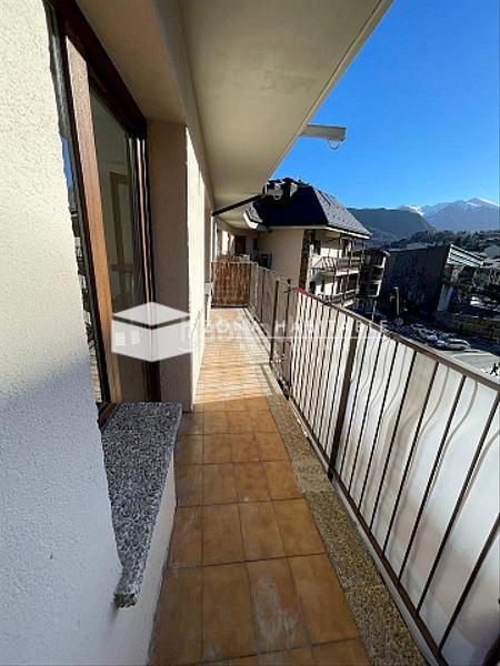 Foto d8b2f357-0b16-48f2-ba03-d33bb6088520. Ático  dúplex reformado en el centro en La Massana La Massana