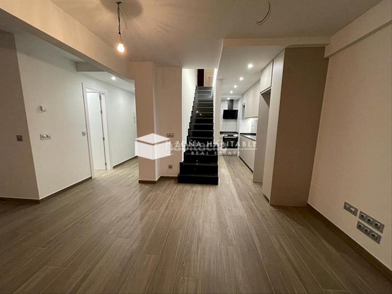 Foto e5f10377-243b-40d5-8516-81141045d4ba. Ático  dúplex reformado en el centro en La Massana La Massana