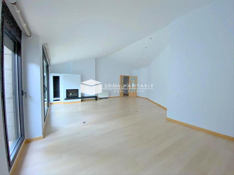 Foto e23448ae-bd74-46c5-aab5-87bd47a1af6d. Ático  en venta en escaldes en Les Escaldes Escaldes-Engordany