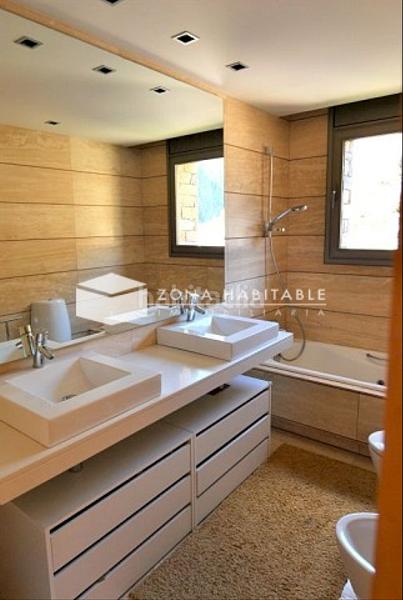 Foto f40b63b8-0cdd-4e4f-9f64-ae4ff6a08d3f. Dachwohnung mit heizung parking in Les Escaldes Escaldes-Engordany