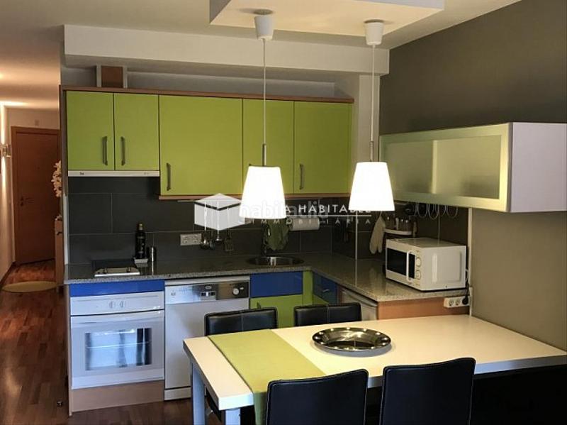 Foto 3b7b8088-421f-4d73-a45b-d5d06b36f802. Rent flat with heating parking in L´Aldosa-Ransol Canillo