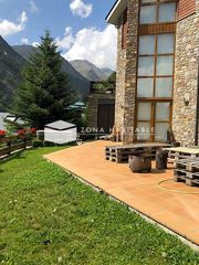 Lloguer Casa aparellada a Arinsal-Erts. Exclusivo chalet de lujo con jardín, ascensor y acabados de alta