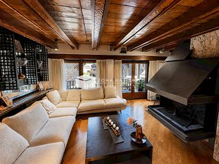 Towny house in Ordino-Ansalonga-Sornás. Casa adosada exclusiva en venta en ordino, con 201 m, 4 dormitor