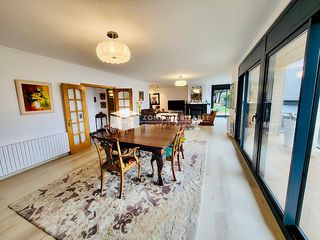 Casa aparellada a Les Escaldes. Chalet excepcional en venta con 859 m construidos, parcela total