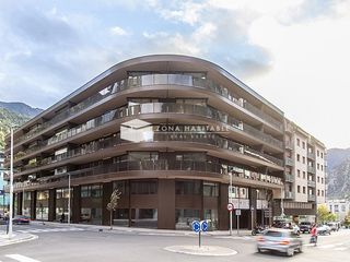 Affitto Attico in Els Vilars d´Engordany. Exclusiva vivienda de alto standing en el centro de escaldes con