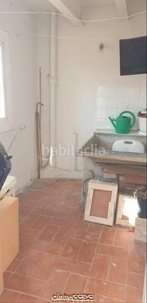 Foto bfe70e02-a37c-43b3-82c0-f9aa5197c66c. Casa adossada a Tordera Tordera