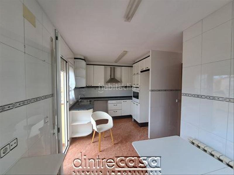 Foto f6bb1154-a1c1-4128-a1e4-86c2e2c4c21e. Casa amb calefacció aparcament a Tordera Tordera