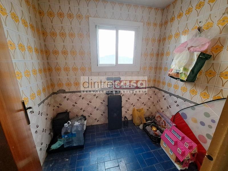 Foto b2449fa2-205a-4323-affe-2467a53ad115. Casa con parcheggio in Tordera Tordera