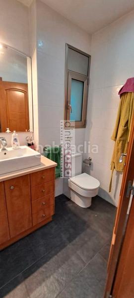 Foto d3abaa62-7f7d-4904-a57a-22d24bdeb3e5. Chalet casa con piscina preciosa en La Goba Vidreres