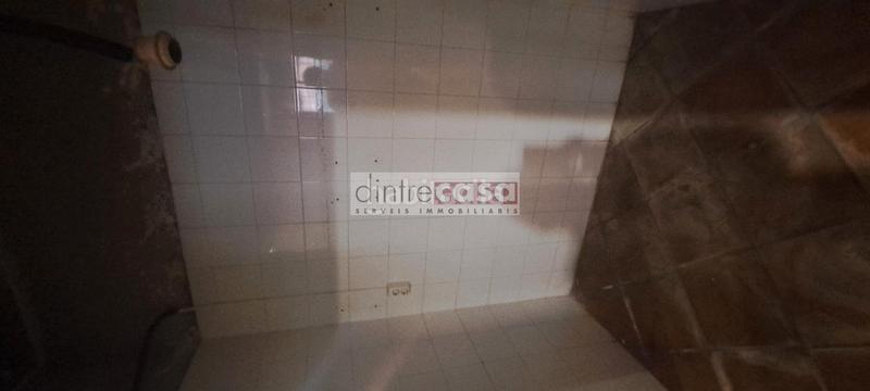 Foto 241f46b4-c4d1-4a80-a001-2bff2cc74bd1. Lloguer local comercial a Tordera Tordera