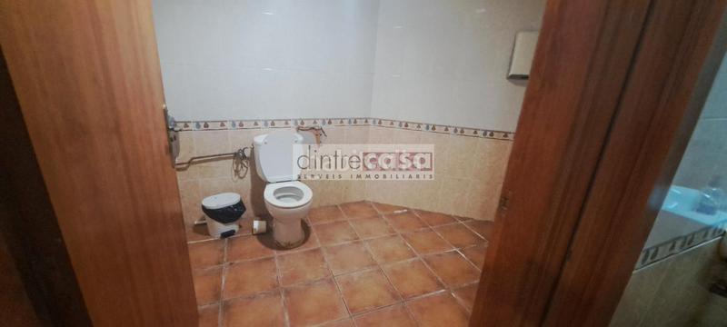 Foto 24581f40-8aff-479c-af87-cc5dd3e2fc5c. Lloguer local comercial a Tordera Tordera