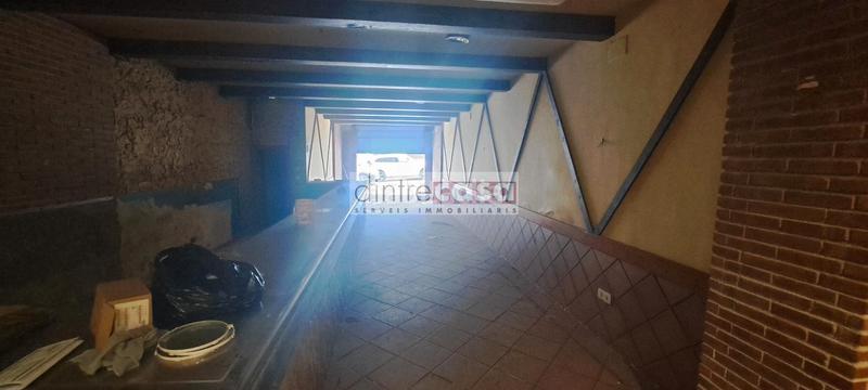 Foto 83935888-a9a1-465e-b776-72308f63c122. Lloguer local comercial a Tordera Tordera
