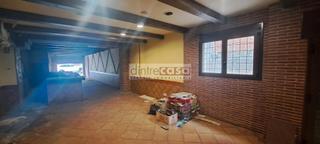 Lloguer Local Comercial a Tordera. Local céntrico, pizzeria,cafeteria, salida de humos.